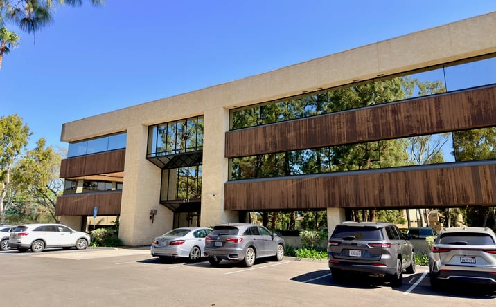 Pictures of Office property located at 674 County Square Dr, Ventura, CA 93003 for sales - image #1