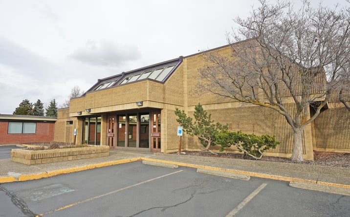 Pictures of Office property located at 401 S 12th Ave, Yakima, WA 98902 for sales - image #1