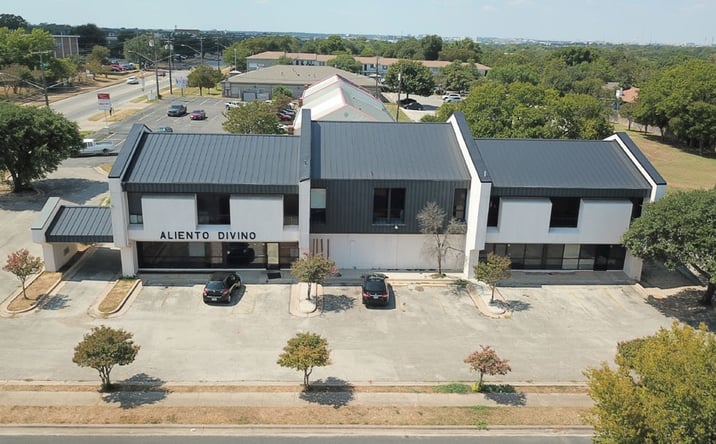 Pictures of Office property located at 1000 Payton Gin Rd, Austin, TX 78758 for sales - image #1