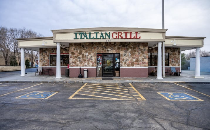 Pictures of Retail property located at 532 Gateway, Mauston, WI 53948 for sales - image #1