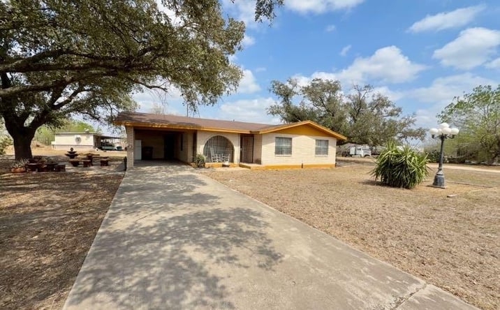 Pictures of Land property located at 3121 E Pike Boulevard E, Weslaco, TX 78599 for sales - image #1