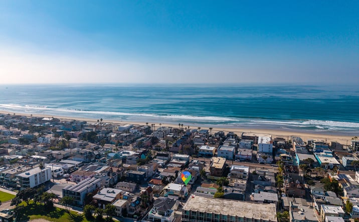 Pictures of Multifamily property located at 830 Pismo Ct, San Diego, CA 92109 for sales - image #1