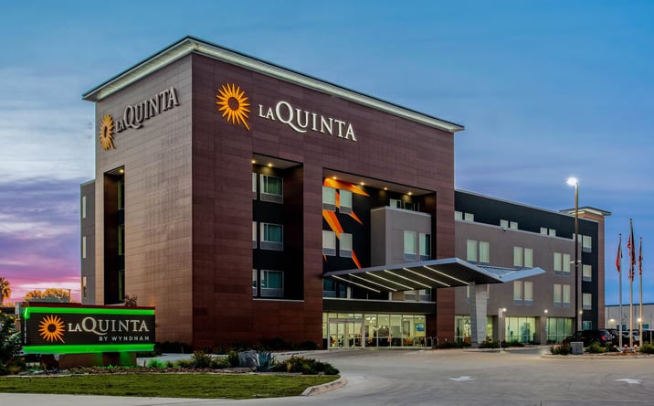 Pictures of Hospitality property located at 11006 I-35, San Antonio, TX 78233 for sales - image #1