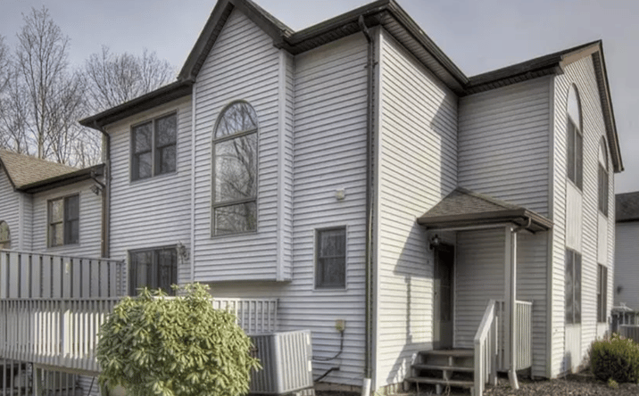 Pictures of Multifamily property located at Apartments, Bridgeport, CT 06604 for sales - image #1