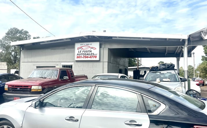 Pictures of Retail property located at 4557 S Third St, Memphis, TN 38109 for sales - image #1