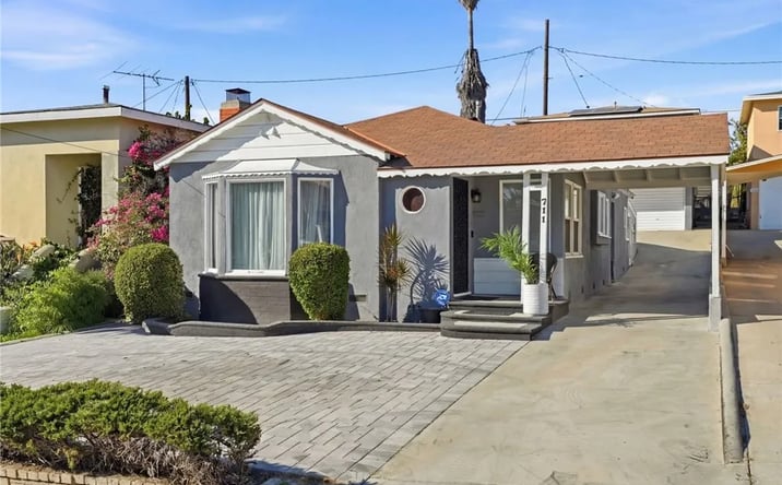 Pictures of Multifamily property located at 711 Stepney Street, Inglewood, CA 90302 for sales - image #1