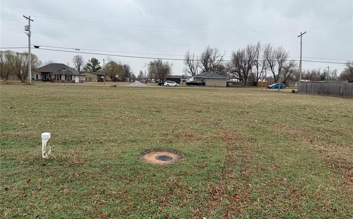 Pictures of Land property located at 111 Dogwood, Crescent, OK 73028 for sales - image #1