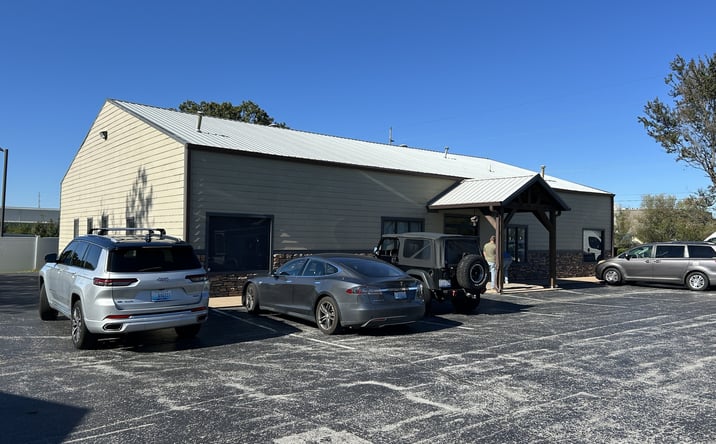 Pictures of Office property located at 188 Cal Batsel Rd, Bowling Green, KY 42104 for sales - image #1