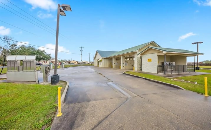 Pictures of Retail, Special Purpose property located at 105 Myrtle Dr, Lockport, LA 70374 for sales - image #1