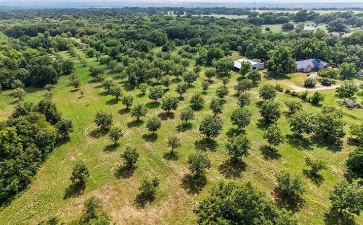 Pictures of Land property located at 236 Floyd Everett Lane, Colbert, OK 74733 for sales - image #1