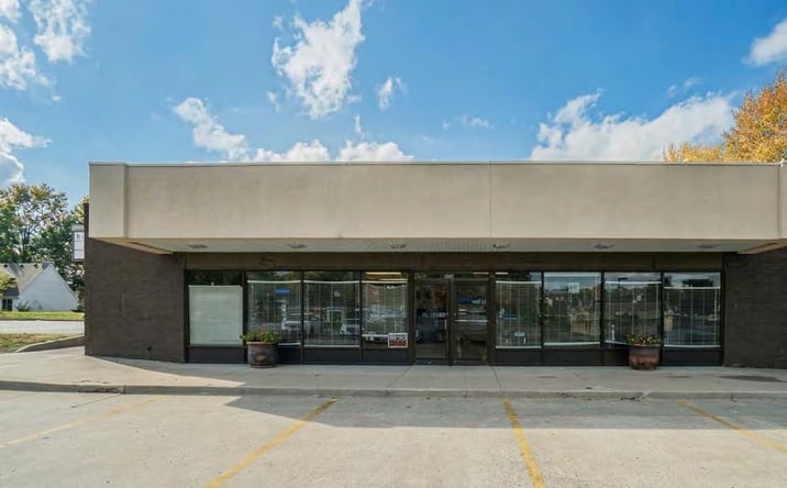 Pictures of Retail, Office property located at 903 NW Woods Chapel Road, Blue Springs, MO 64015 for sales - image #1