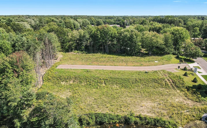 Pictures of Land property located at 17410 Bellgate Lane, Spring Lake, MI 49456 for sales - image #1