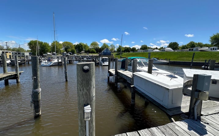 Pictures of Land, Special Purpose property located at 40 N Bailey Avenue Slip #27, South Haven, MI 49090 for sales - image #1