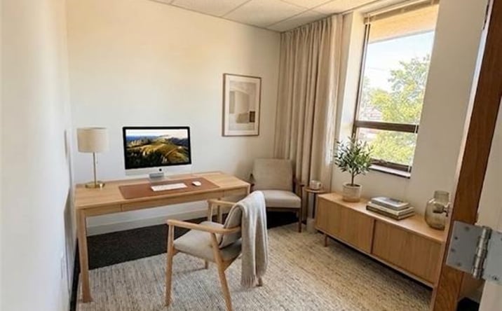 Pictures of Office property located at 250 Wampanoag Trail UNIT 306, East Providence, RI 02915 for sales - image #1