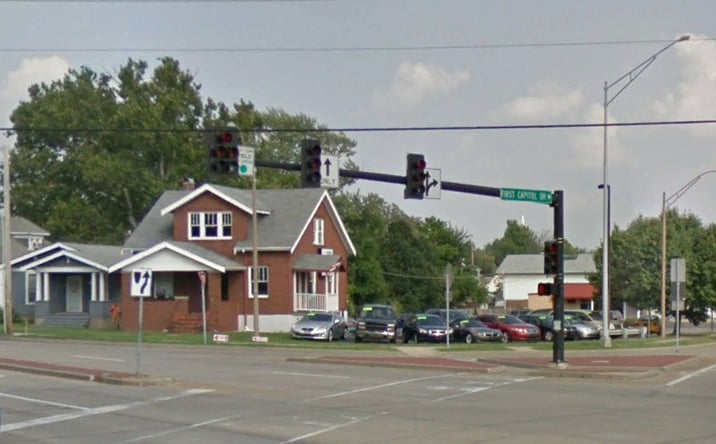Pictures of Office, Retail property located at 212 S Kingshighway, Saint Charles, MO 63301 for sales - image #1