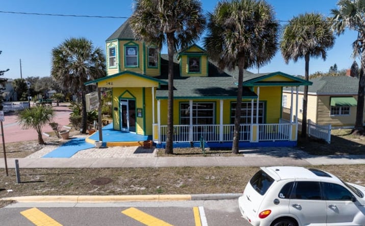 Pictures of Mixed Use, Retail property located at 142 N Atlantic Ave, Cocoa Beach, FL 32931 for sales - image #1