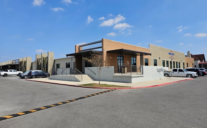 Pictures of Office property located at 1406 Jacaman Rd | Laredo, TX 78041, Laredo, TX 78041 for sales - image #1