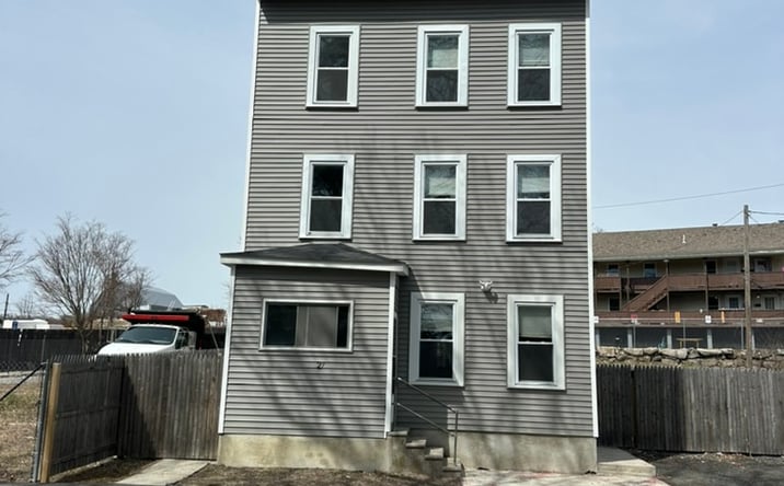 Pictures of Multifamily property located at 31 North St, Worcester, MA 01605 for sales - image #1