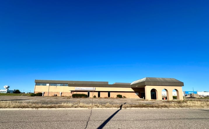 Pictures of Office property located at 2218 Commerce Rd, Goodland, KS 67735 for sales - image #1