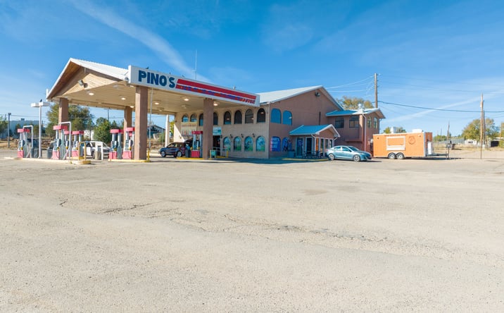 Pictures of Retail property located at 1901 N Grand Ave, Las Vegas, NM 87701 for sales - image #1