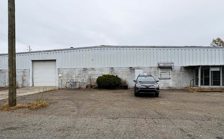 Pictures of Industrial property located at 1750 E 37th St, Indianapolis, IN 46218 for sales - image #1