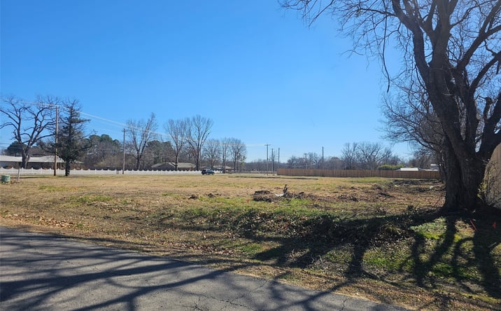 Pictures of Land property located at 8550 S 33rd West Avenue, Tulsa, OK 74132 for sales - image #1