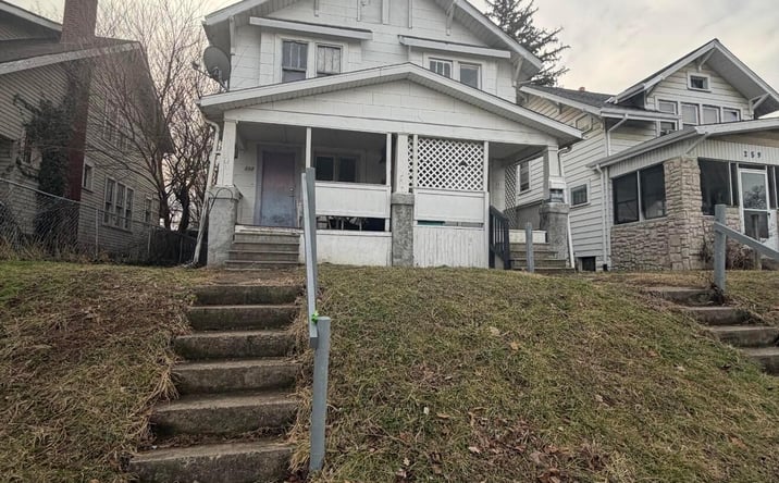 Pictures of Multifamily property located at 253 N Ogden Avenue, Columbus, OH 43204 for sales - image #1