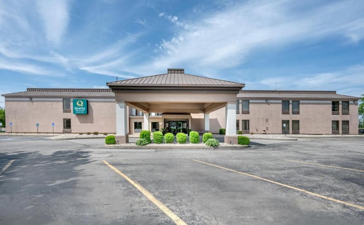 Pictures of Hospitality property located at 320 Conrad Harcourt Way, Rushville, IN 46173 for sales - image #1