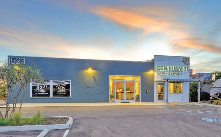Pictures of Retail, Office, Mixed Use property located at 1523 S Coast Hwy, Oceanside, CA 92054 for sales - image #1