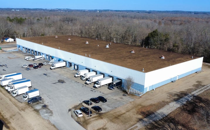 Pictures of Industrial property located at 225-231 Bobrick Dr, Jackson, TN 38301 for sales - image #1