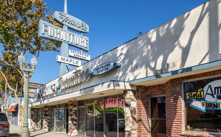 Pictures of Office, Retail property located at 16424 Hawthorne Blvd, Lawndale, CA 90260 for sales - image #1