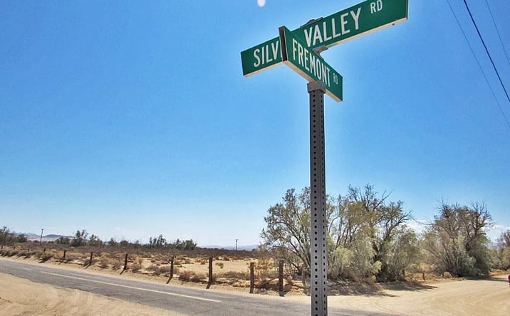 Pictures of Land property located at 0531-151-31-0000 Silver Valley, Newberry Springs, CA 92365 for sales - image #1