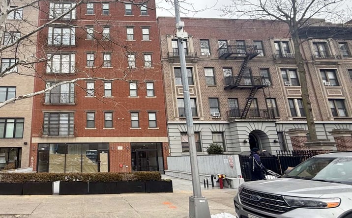 Pictures of Retail property located at 235 Ocean Pkwy, Brooklyn, NY 11218 for sales - image #1