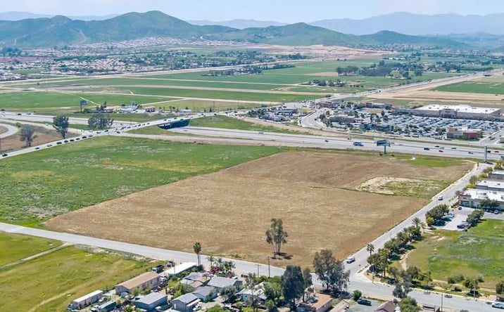 Pictures of Land property located at CPBP sec Illinois Ave & I-215 Freeway, Perris, CA 92585 for sales - image #1