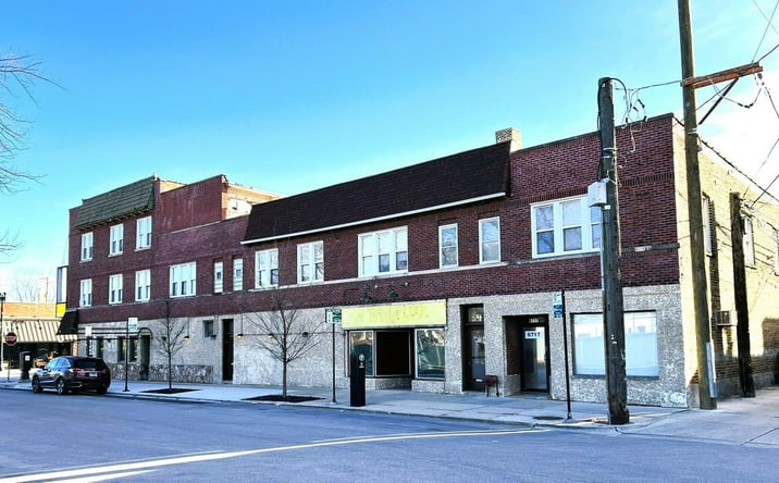 Pictures of Retail, Mixed Use property located at 6728 North Northwest Highway, Chicago, IL 60631 for sales - image #1