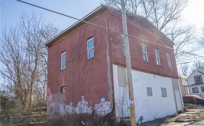 Pictures of Special Purpose property located at 1927 Walrond Avenue, Kansas City, MO 64127 for sales - image #1