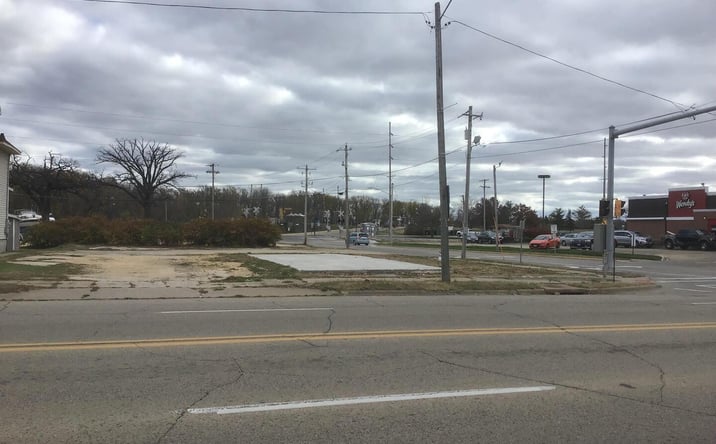 Pictures of Land property located at 901 - 905 N 2ND Street, Clinton, IA 52732 for sales - image #1