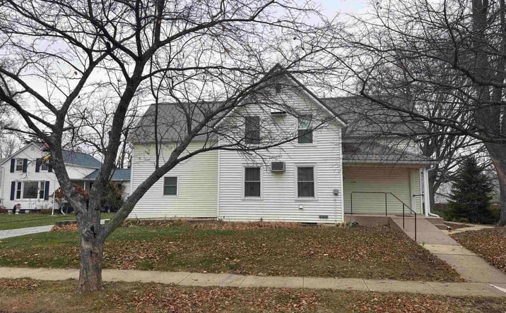 Pictures of Multifamily property located at 510 2ND Street, Dewitt, IA 52742 for sales - image #1