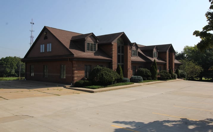 Pictures of Office property located at 291 N Cleveland Massillon Rd, Akron, OH 44333 for sales - image #1