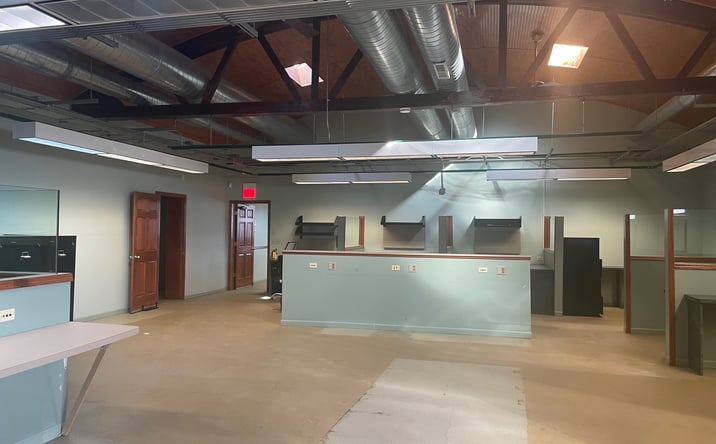 Pictures of Office, Retail property located at 7621 63rd St, Summit, IL 60501 for sales - image #1