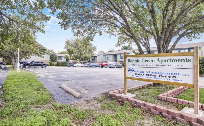 Pictures of Multifamily property located at 101 Bonnie Brae St, Denton, TX 76201 for sales - image #1