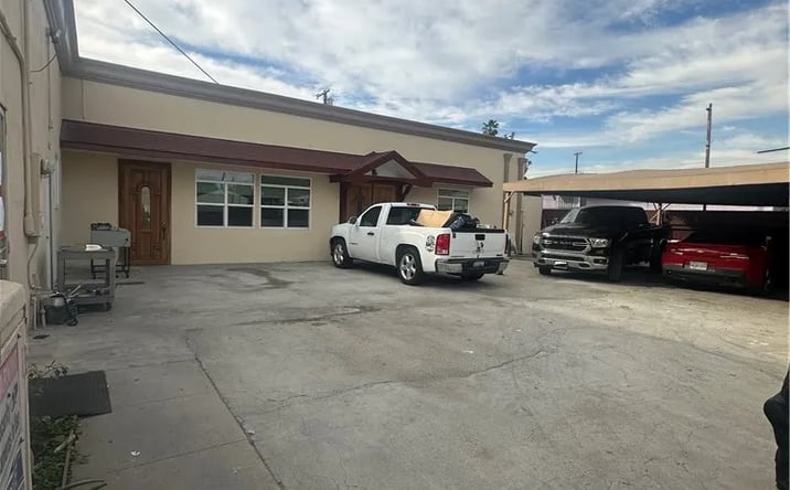 Pictures of Multifamily property located at 1429 E South, Long Beach, CA 90805 for sales - image #1