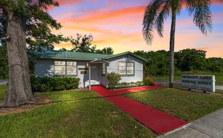 image of property at 1320 SE PALM BEACH RD Stuart FL 34994-4053