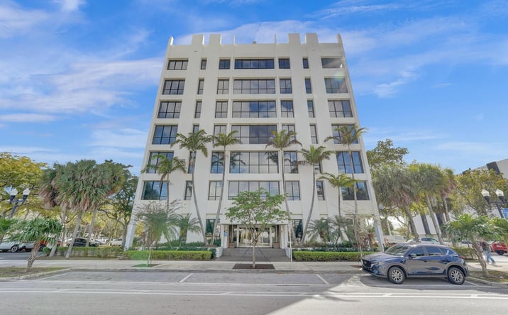 Pictures of Business for Sale, Office, Land property located at 2450 Hollywood Boulevard CU700 & 701, Hollywood, FL 33020 for sales - image #1