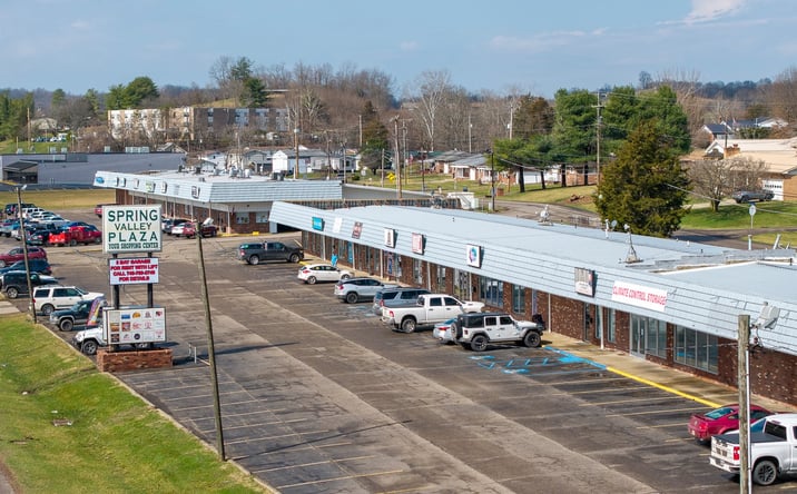 Pictures of Retail property located at 1122 Jackson Pike, Gallipolis, OH 45631 for sales - image #1