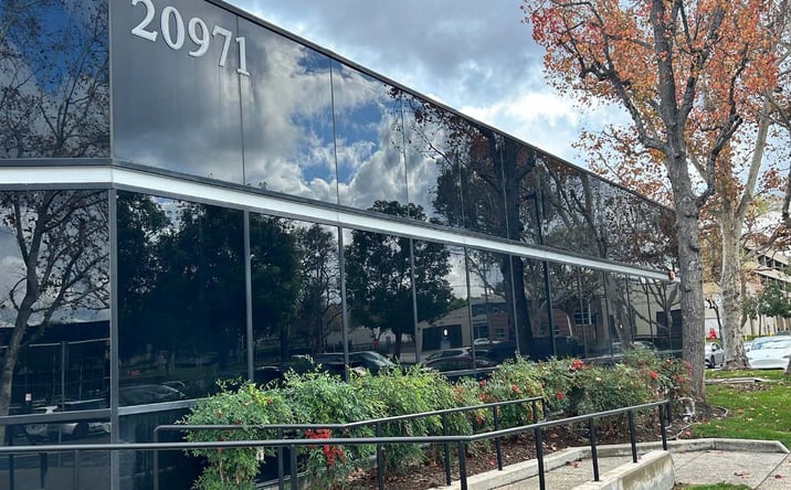 Pictures of Retail, Office, Special Purpose property located at 20971 Warner Center Ln, Los Angeles, CA 91367 for sales - image #1