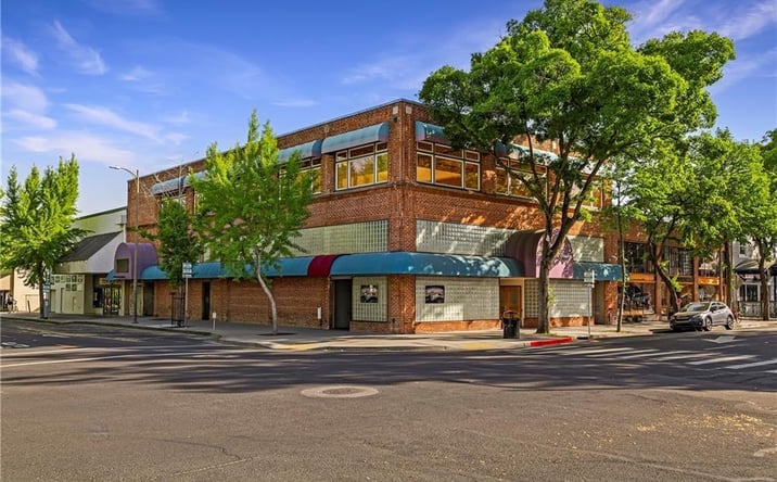 Pictures of Mixed Use property located at 200 Wall Street, Chic, CA 95928 for sales - image #1