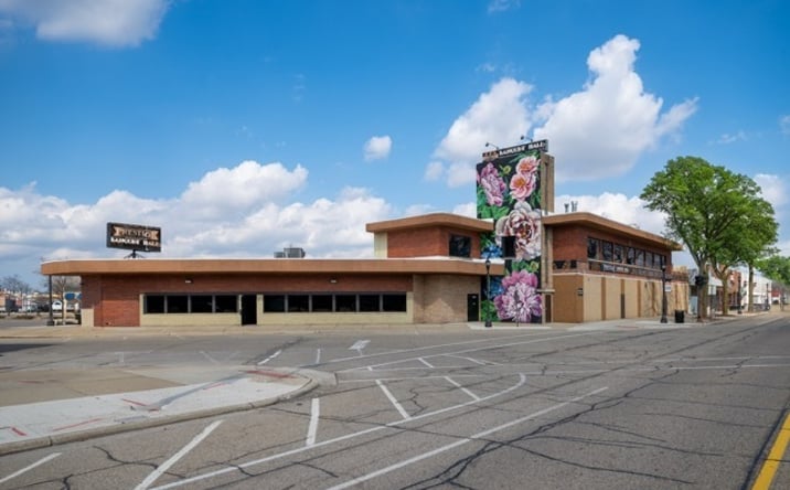 Pictures of Retail property located at 6600 Allen Rd, Allen Park, MI 48101 for sales - image #1