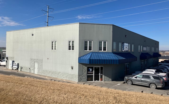 Pictures of Industrial property located at 12012 Roberts Road, Papillion, NE 68128 for sales - image #1