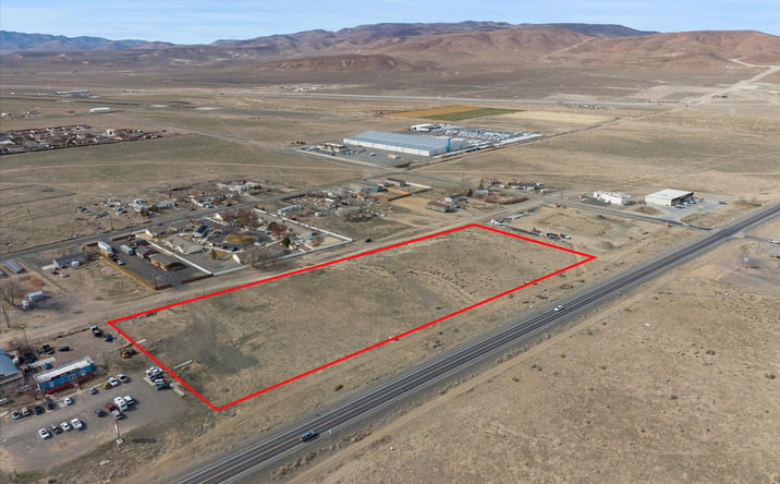 Pictures of Land property located at 3065 US Hwy 95a N, Silver Springs, NV 89429 for sales - image #1